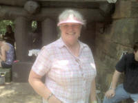 susan_2302532_n.jpg (50137 bytes)