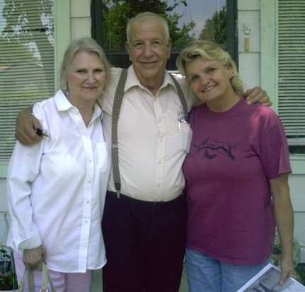 Harold Hahn, Marge Hahn and Pam Shrum